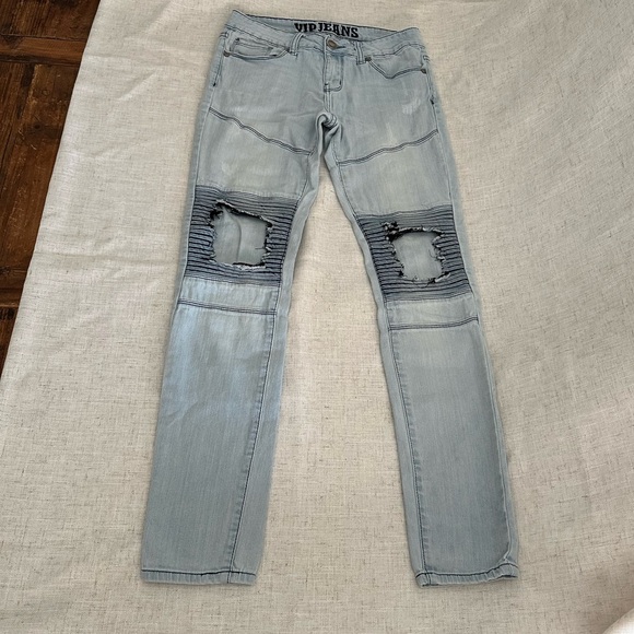 VIP Jeans Women's Size 5/6 Distressed Stretch Light Wash Denim Jeans - Picture 1 of 13